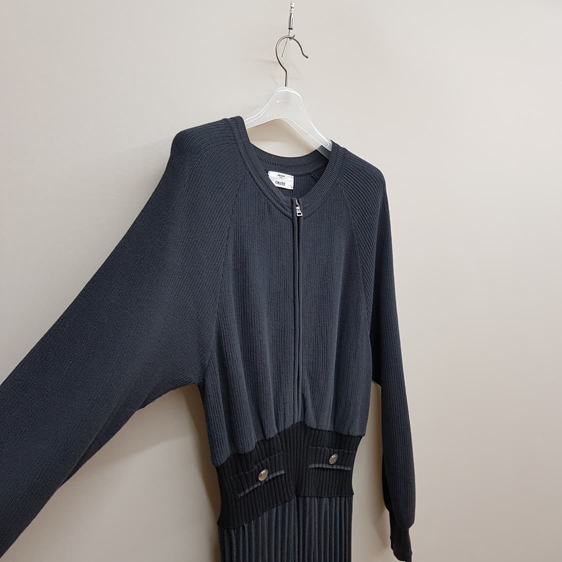 오브제 OBZEE 2021 니트 플리츠 롱 원피스 95사이즈 상품이미지3