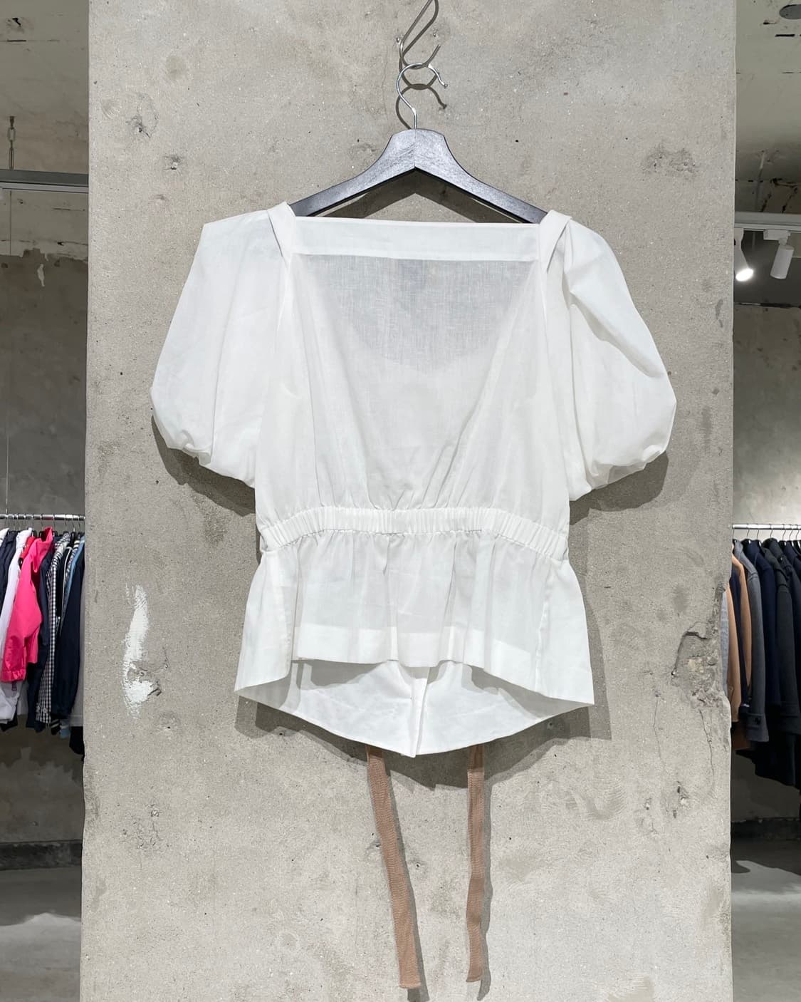 비비안 웨스트우드 앵글로마니아 화이트 퍼프 슬리브 버튼 블라우스 상품이미지6