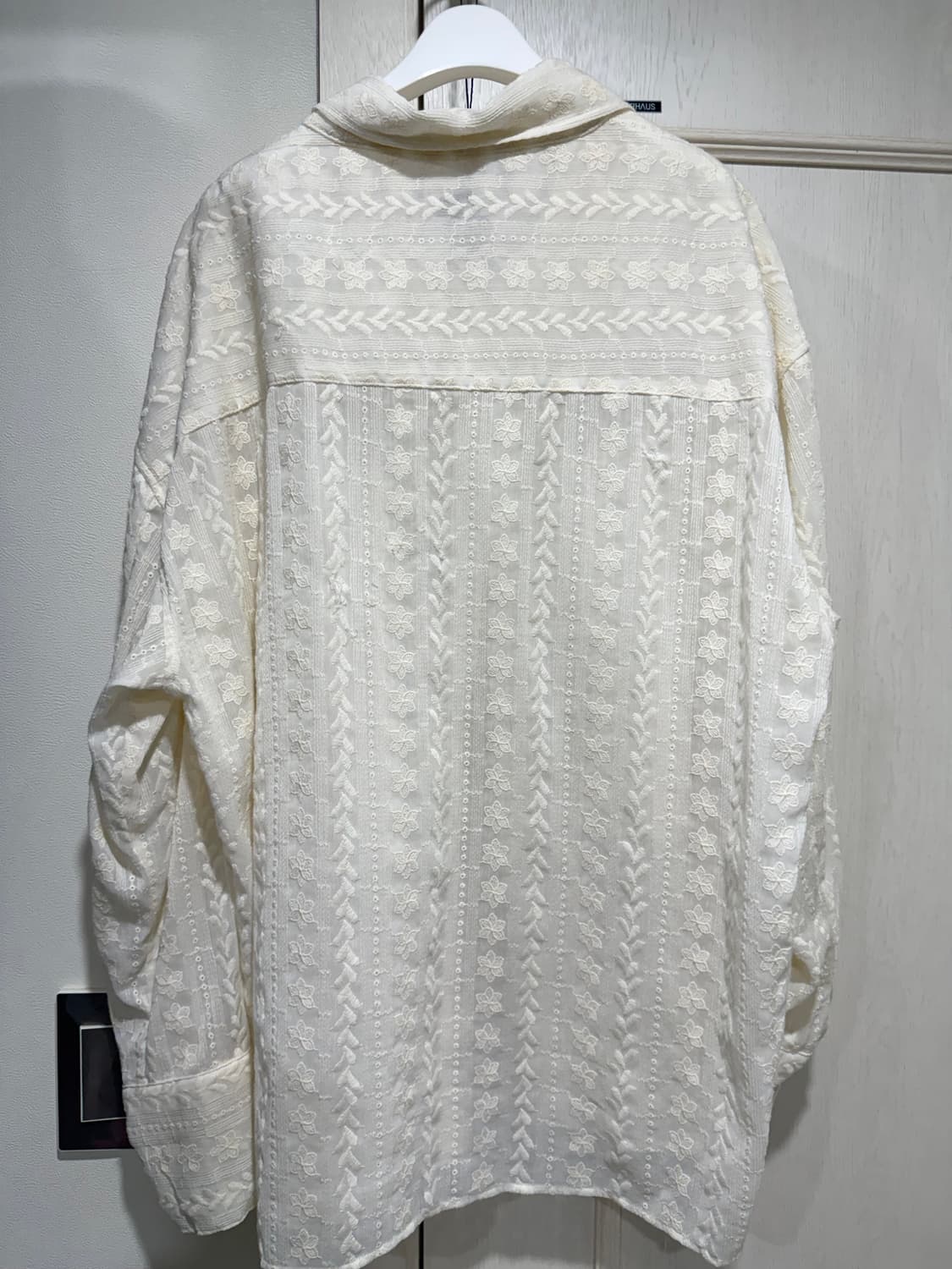 리본빛 자수 셔츠 Temp Shirt 상품이미지5