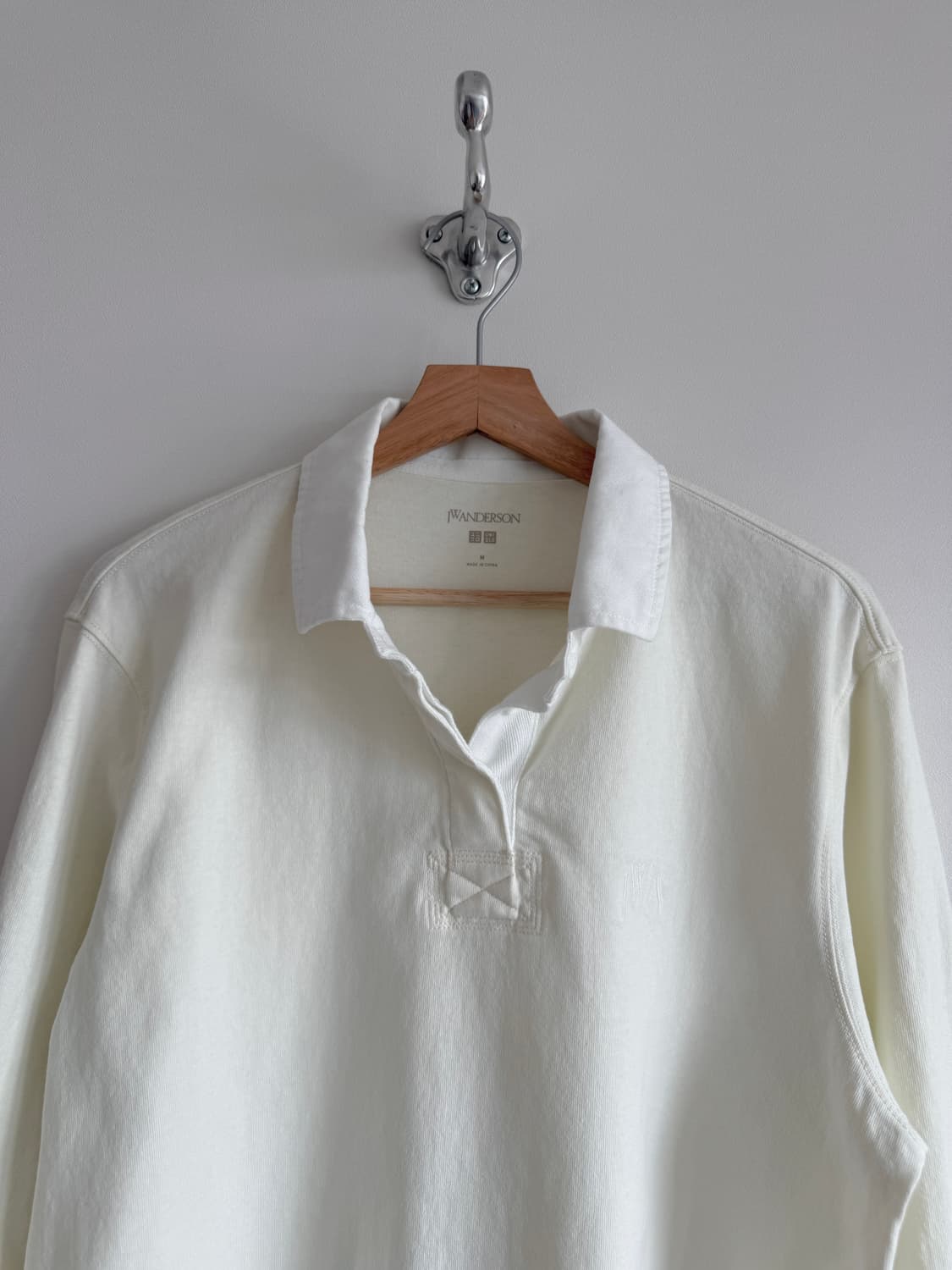 JW ANDERSON X UNIQLO 크롭 카라 롱슬리브 상품이미지2