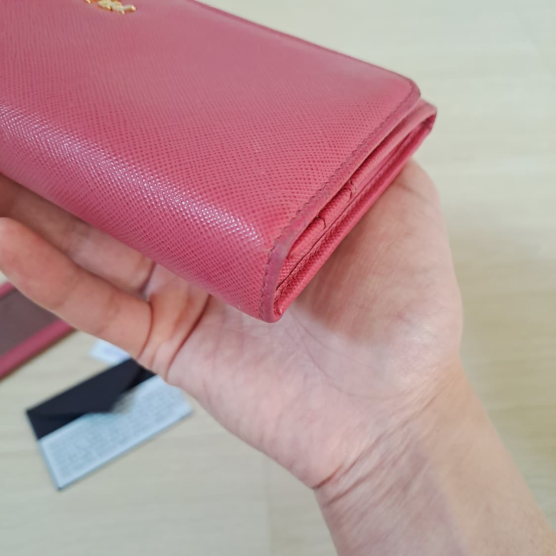 [100%/정품] 프라다 사피아노 레더 장지갑 핑크, 프라다지갑 상품이미지8