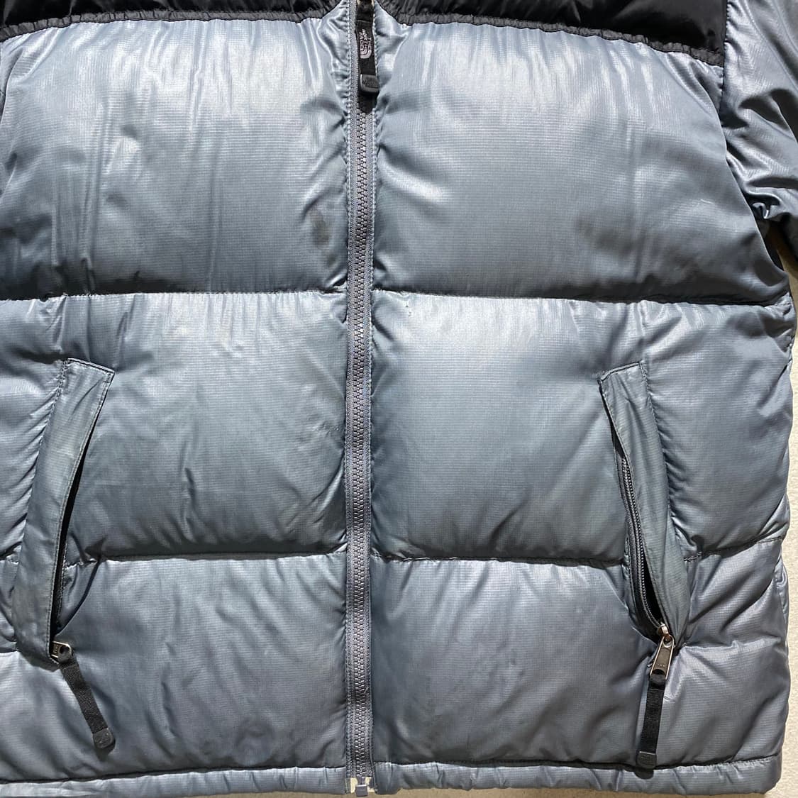 노스페이스 700 회색 눕시 패딩 상품이미지4