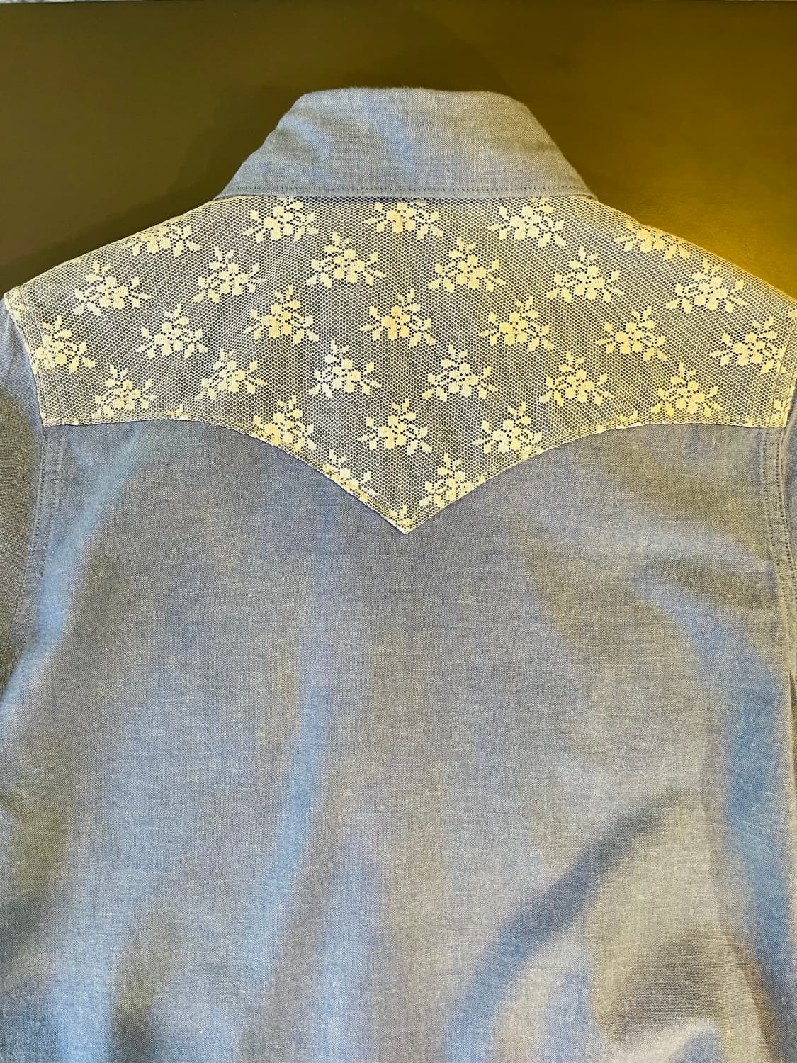 리 레이스 디테일 웨스턴 데님 셔츠 상품이미지6