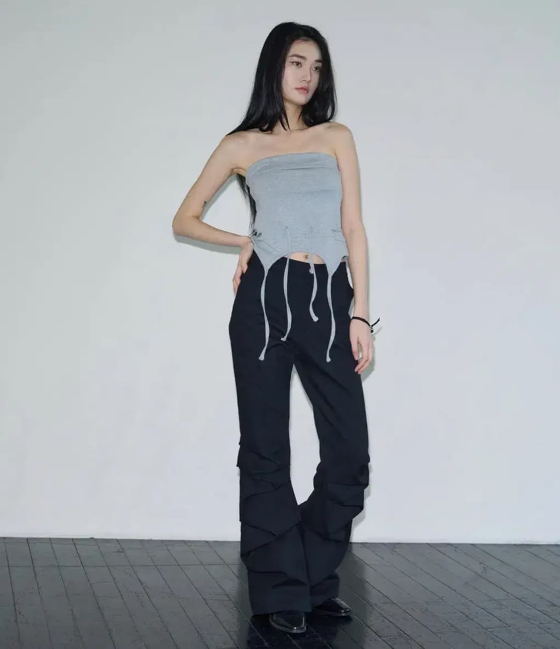 (새상품)시스에이 이레귤러 코튼 플레어 턱 팬츠(black) 상품이미지2
