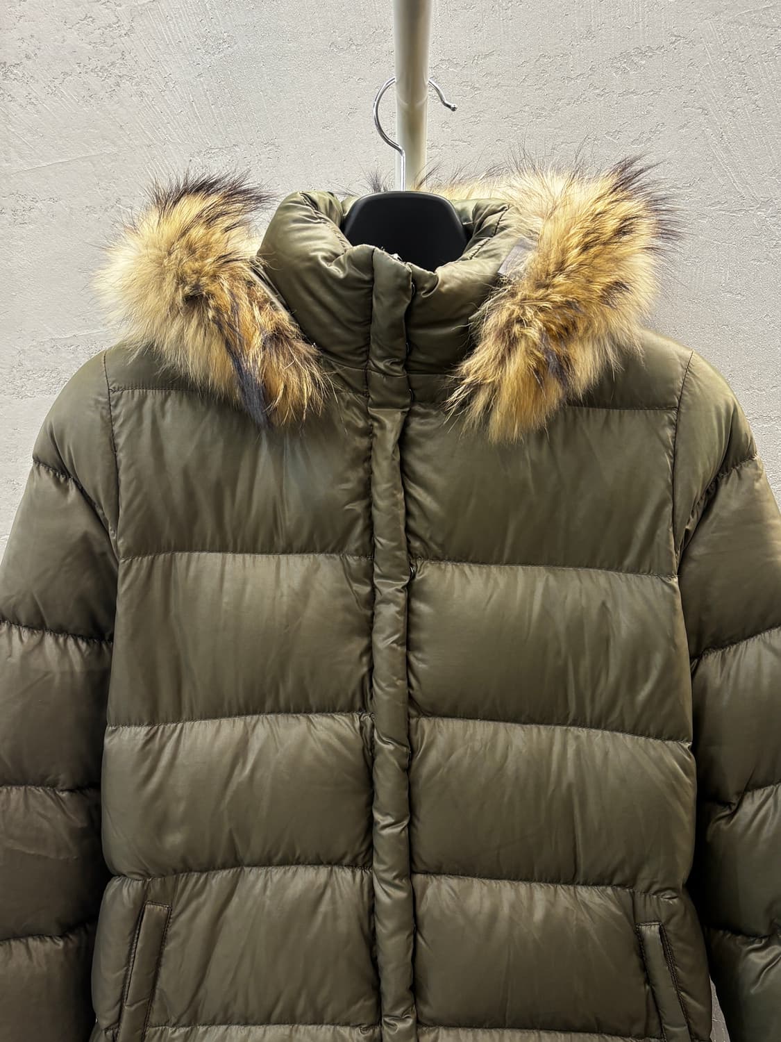 듀베티카 그레이 구스다운 여성 롱패딩 카키 44 상품이미지4