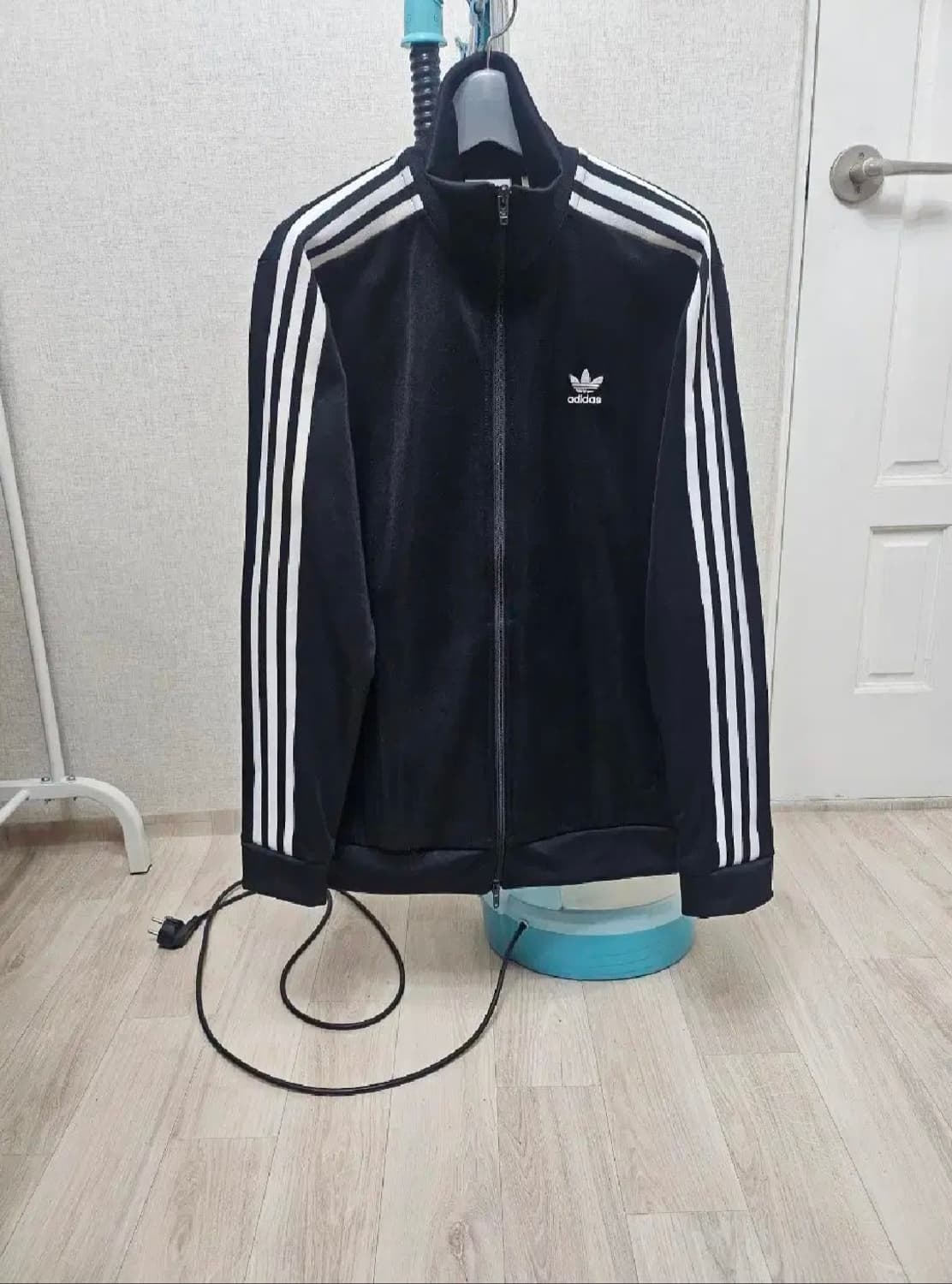 (100)L ☆초대장급☆ 아디다스 베켄바우어 2중지퍼 [검흰] 트랙탑져지 상품이미지1