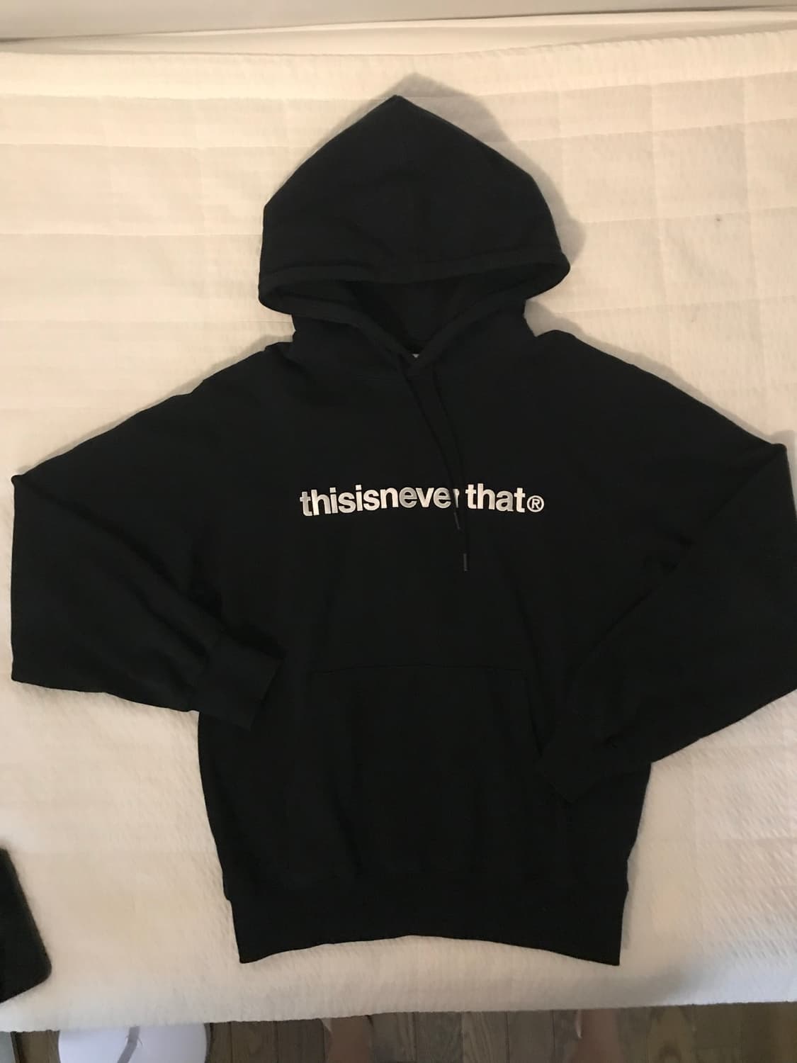 디스이즈네버댓 T-Logo Hoodie Black 상품이미지1