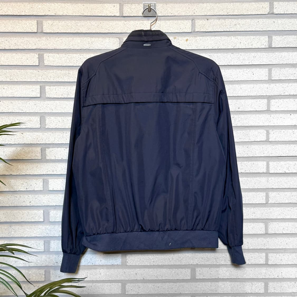 캘빈클라인 퍼포먼스 봄버자켓 유틸리티 포켓 디테일 네이비 상품이미지2