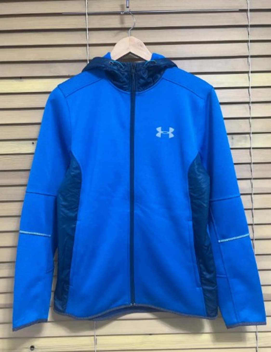 언더아머 남성 스웻자켓 바람막이후드점퍼 s사이즈 상품이미지2