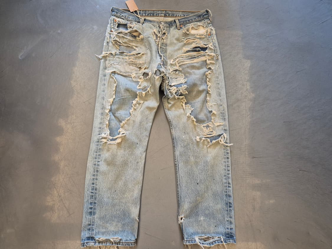 90s 리바이스501 하드 디스트레스드 데님 팬츠 상품이미지1
