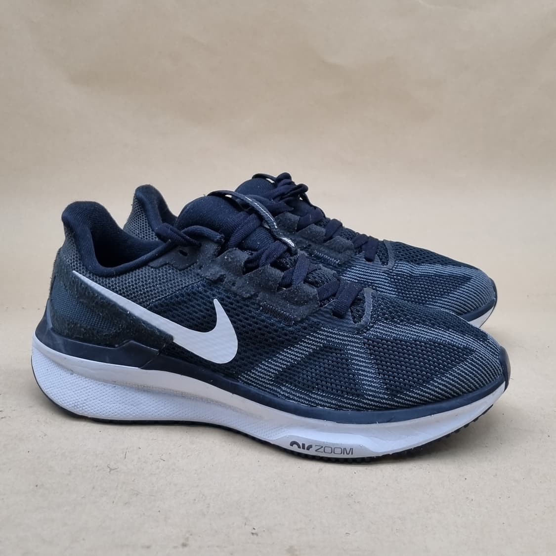 나이키 스트럭처 25 여성런닝화240  상품이미지1