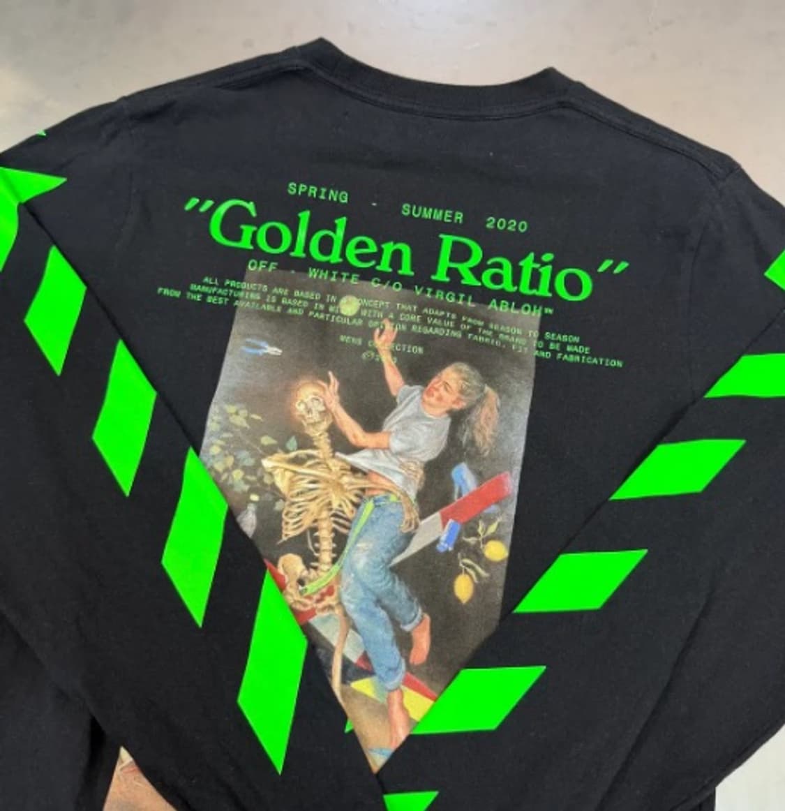 [정품] 오프화이트 투톤 블랙 그린 스트라이프 그래픽 슬리브  S 상품이미지2