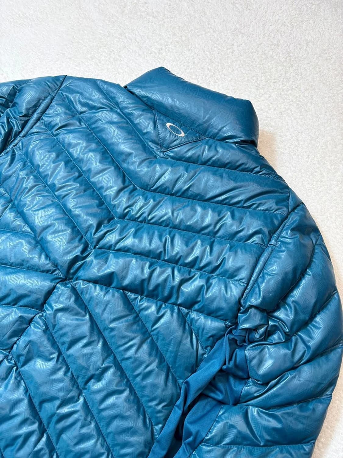 오클리 Oakley 구스다운 경량 푸퍼 패딩 pn6151    상품이미지7