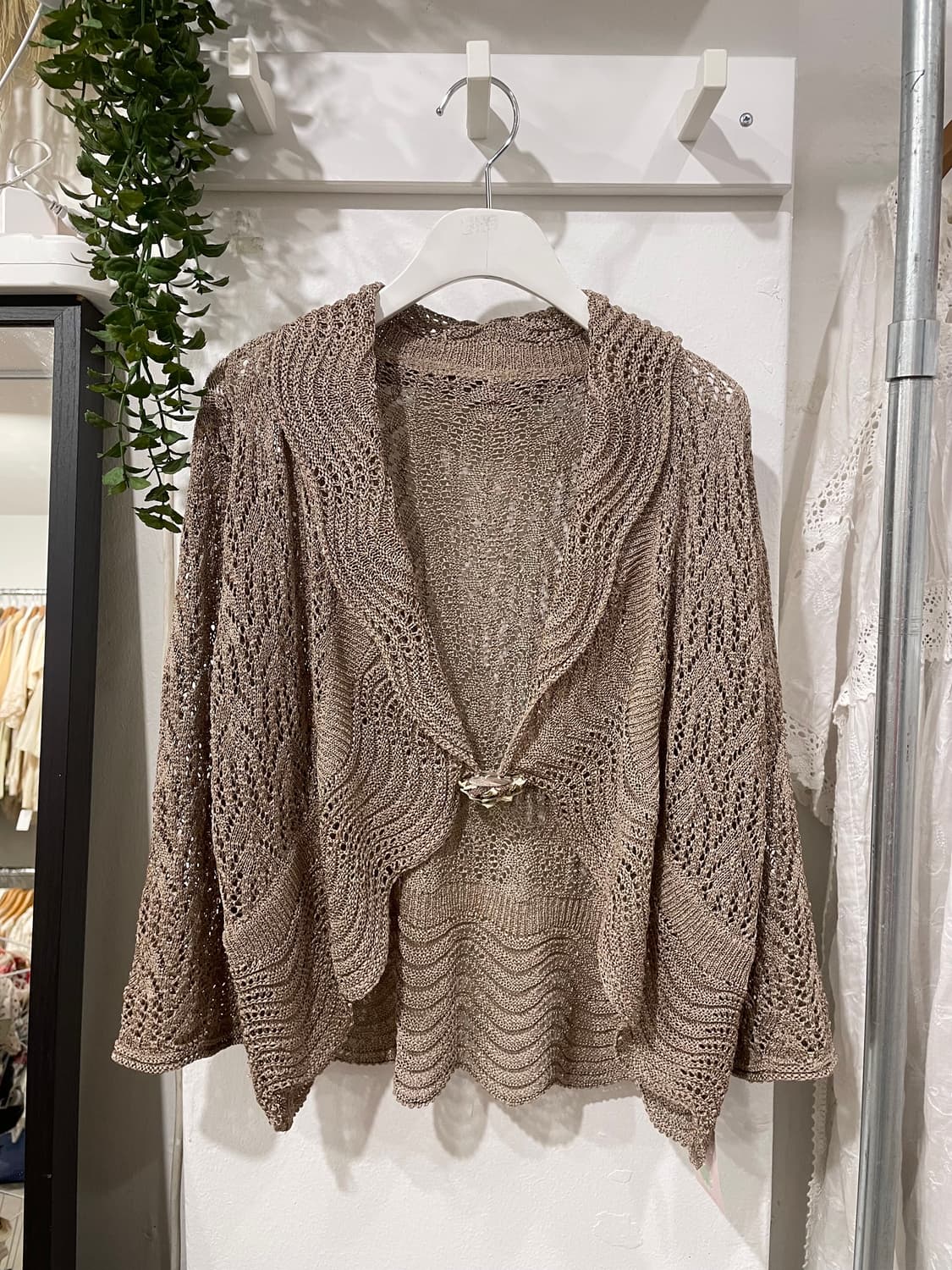 Crochet Cardigan with Corsage Brooch 상품이미지7