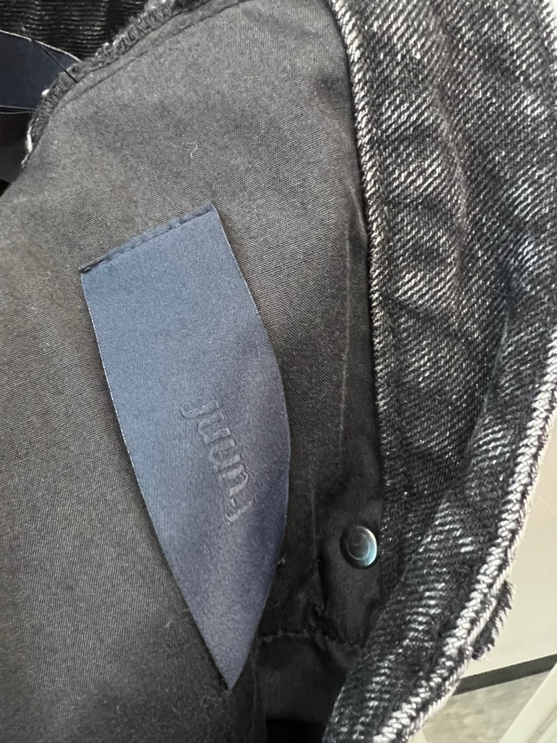 34) 준지 벨크로 흑청 조거데님 상품이미지5