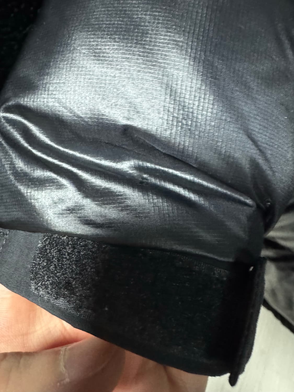 노스페이스 경량 패딩 일본판 L 팝니다 상품이미지5