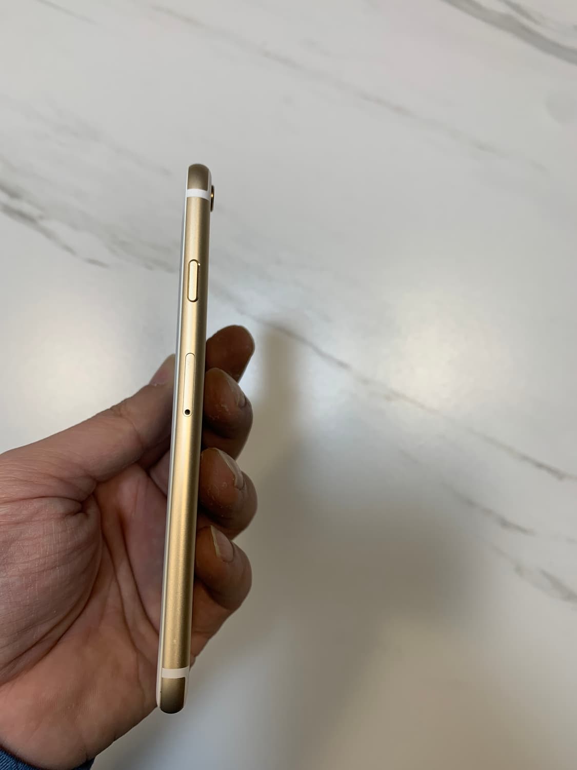 아이폰6s 64기가 골드색상  상품이미지3