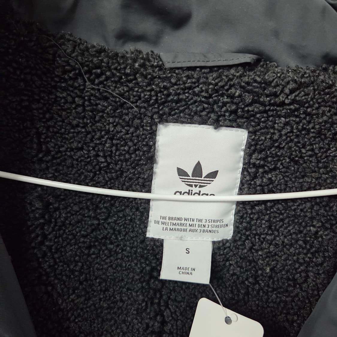 55(108) 아디다스 새상품급 희귀템 덕다운 패딩 상품이미지5