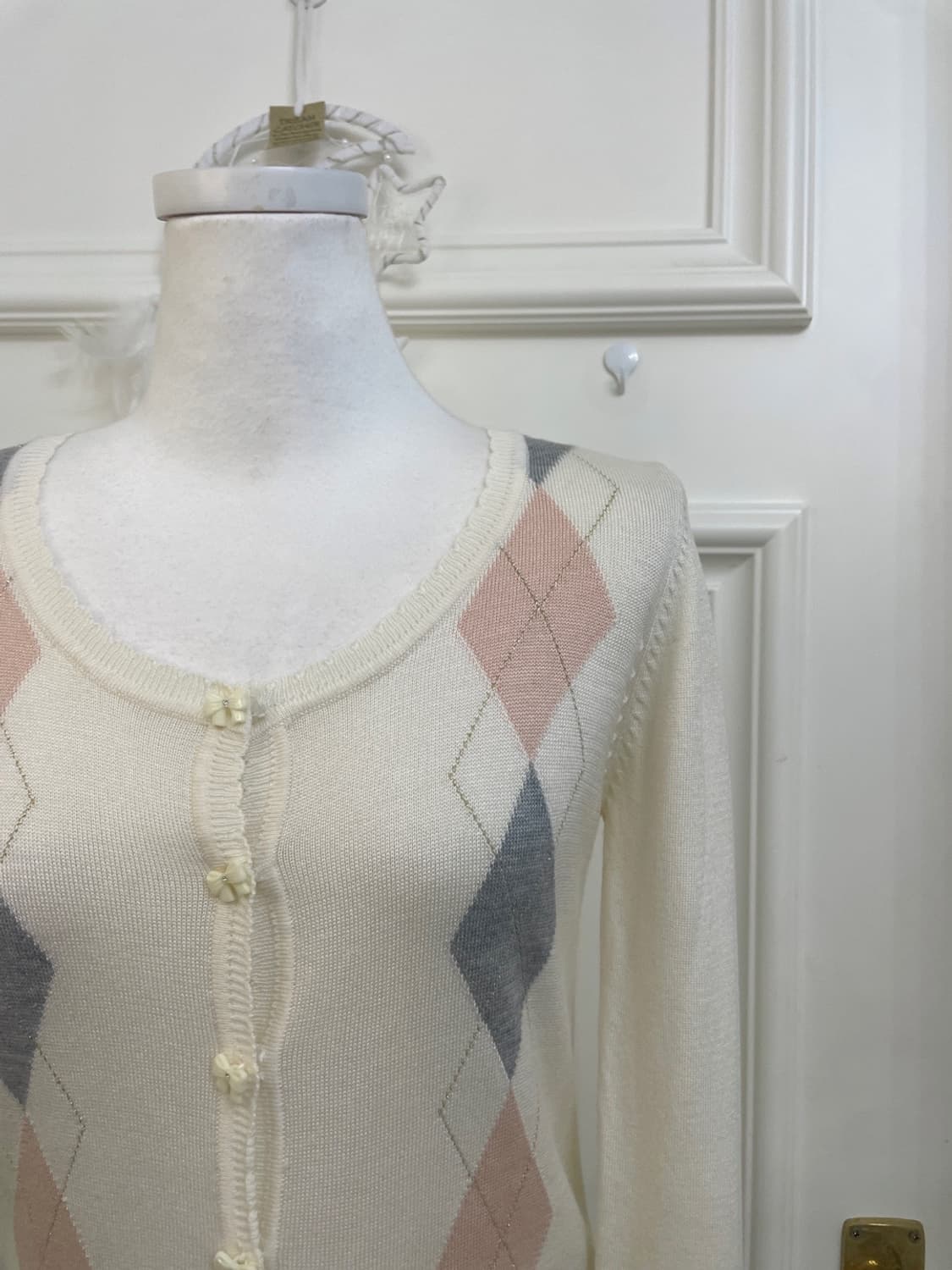 INGNI ivory argyle bow button soft cardi 상품이미지6