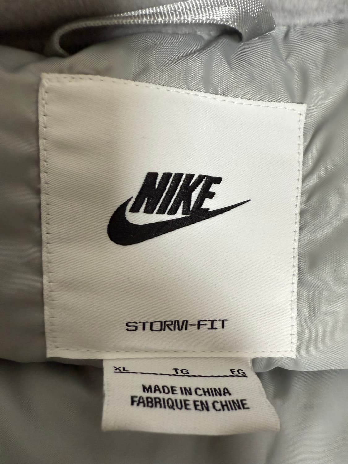 나이키 윈드러너 조끼패딩 XL 상품이미지2