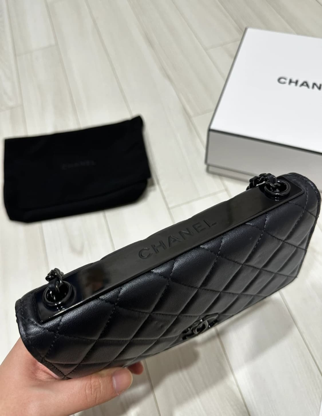 (정품)샤넬 클래식woc 블랙 램스킨 (한정판) 상품이미지5