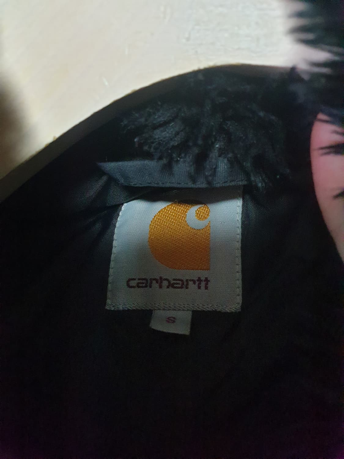 칼하트 블랙 앵커리지 파카 상품이미지3