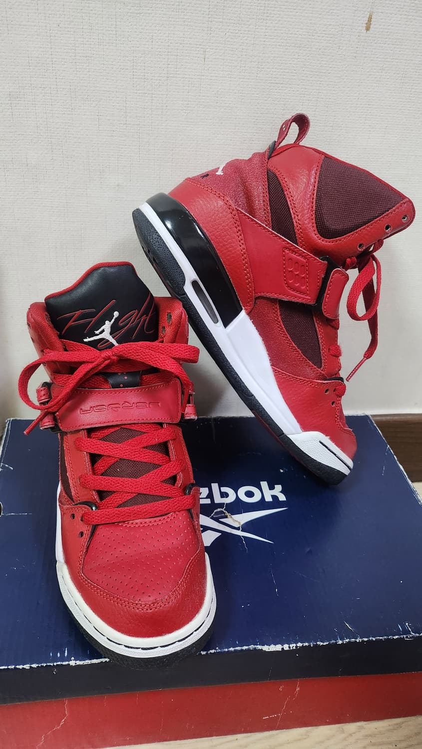 조던 플라이트 45 짐 레드 상품이미지1