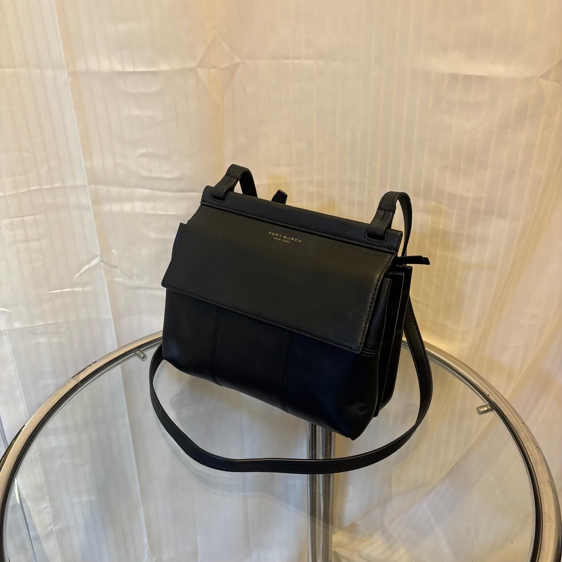 정품 토리버치 가죽 플랩 크로스백     상품이미지3