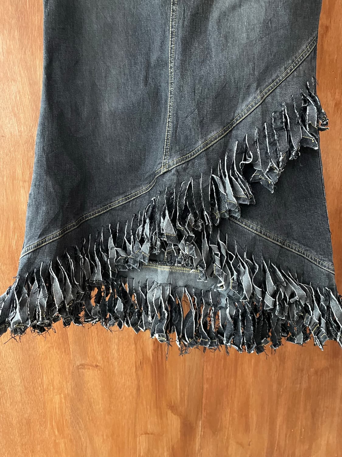 Grey fringe hem denim long skirt 상품이미지5
