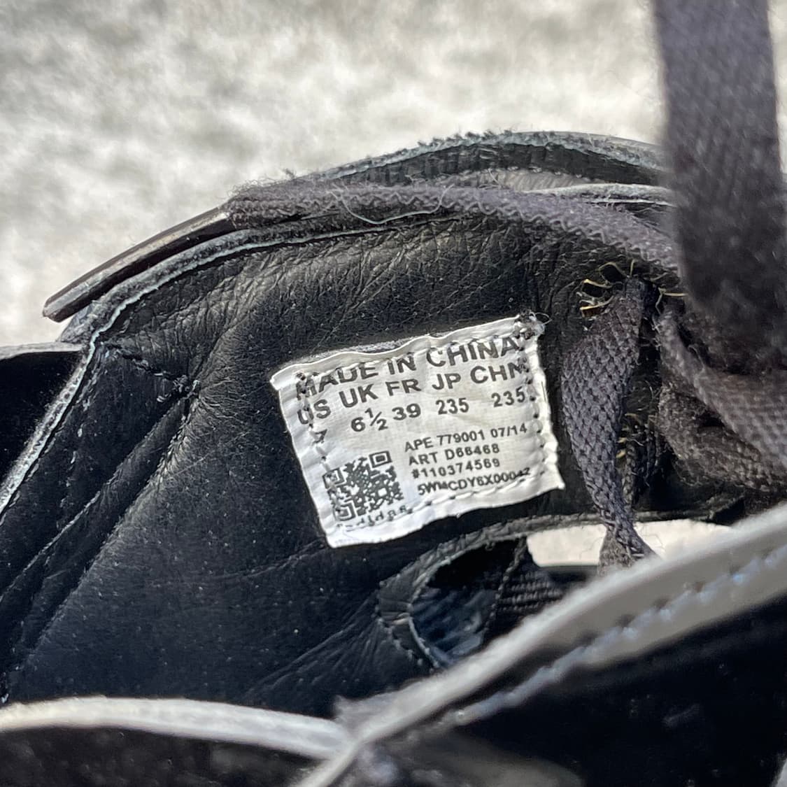 [235] Jeremy Scott Wings 3.0 Dark Knight 상품이미지10