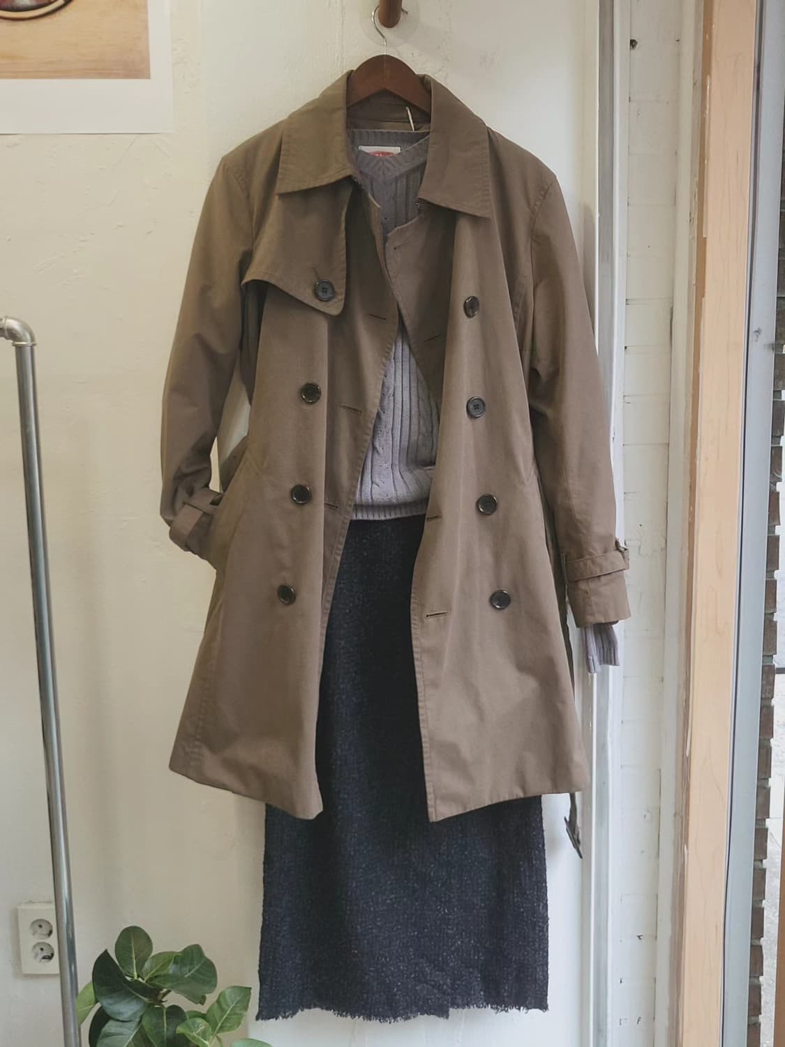 카키 내피 트렌치코트 상품이미지1