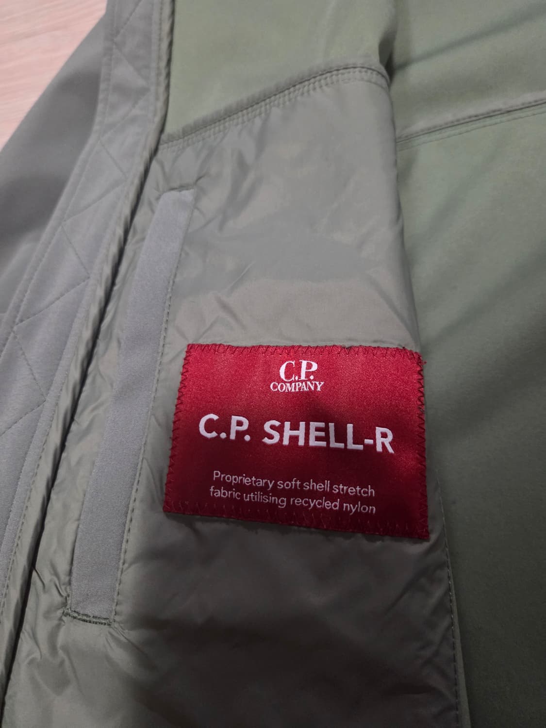C.P컴퍼니 고글 후드 소프트쉘 바람막이 (50) 상품이미지6