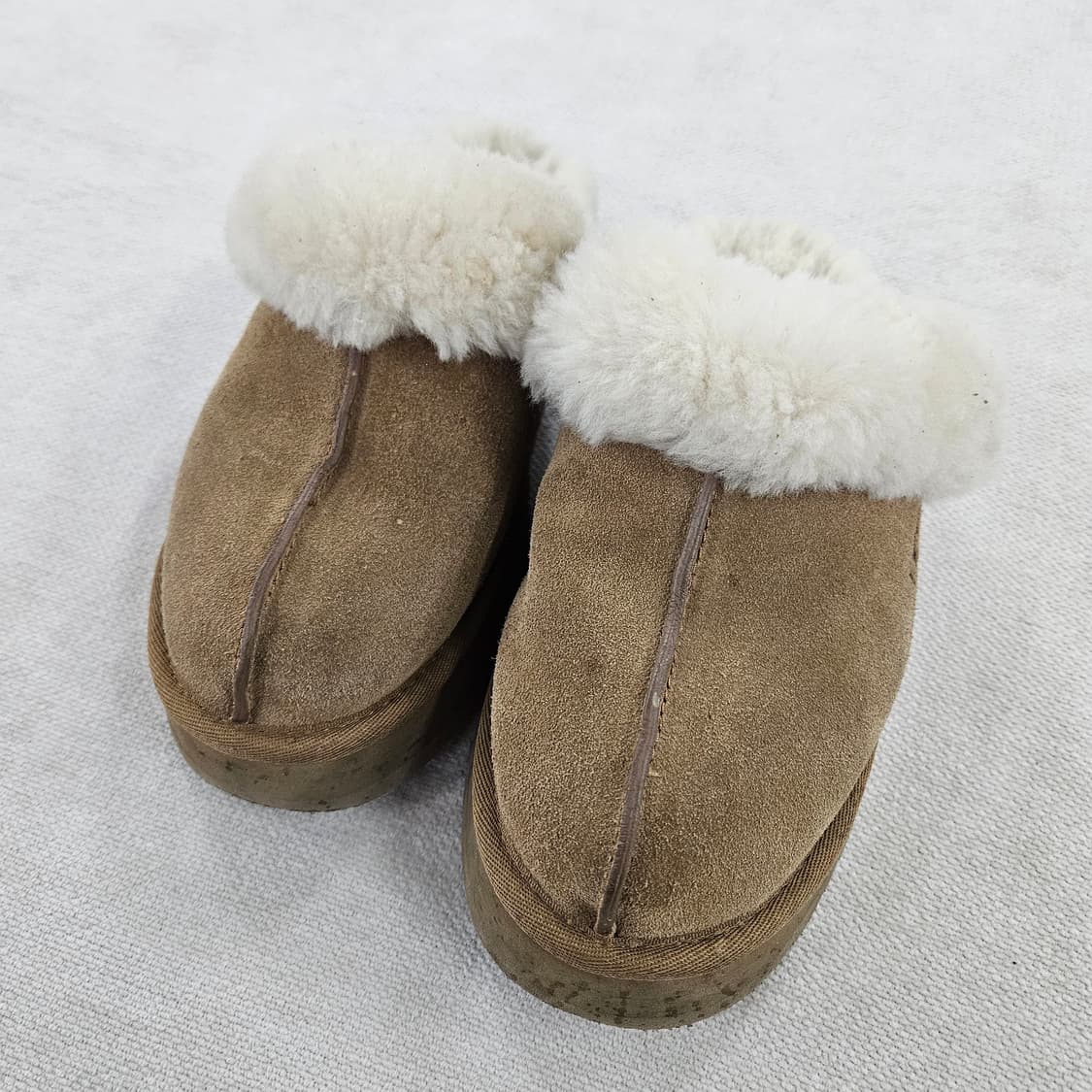 [6] UGG 디스케트 슬리퍼 체스트넛 0121Y2 상품이미지1