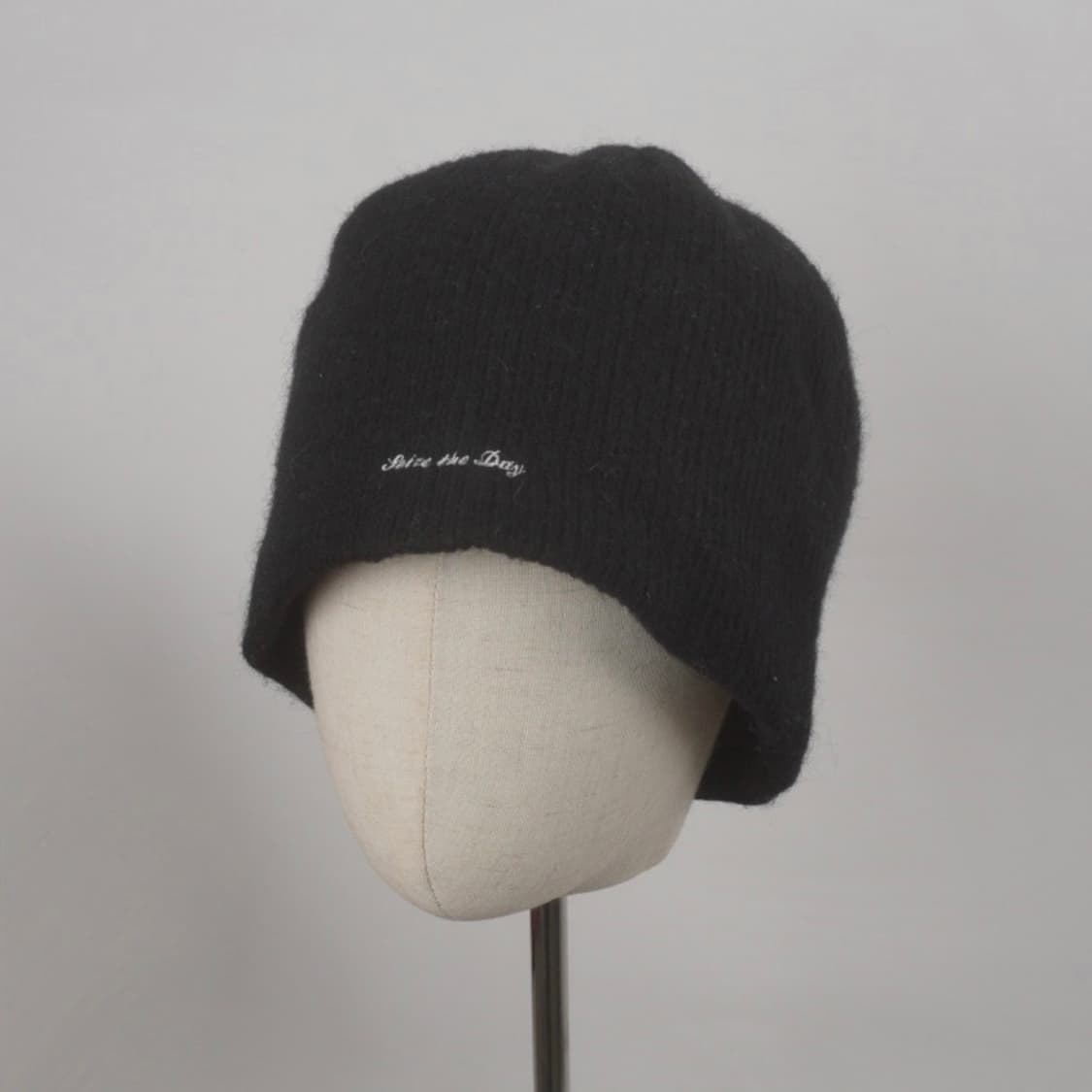 Ca4la ‘seize the day’ wool beanie 상품이미지3