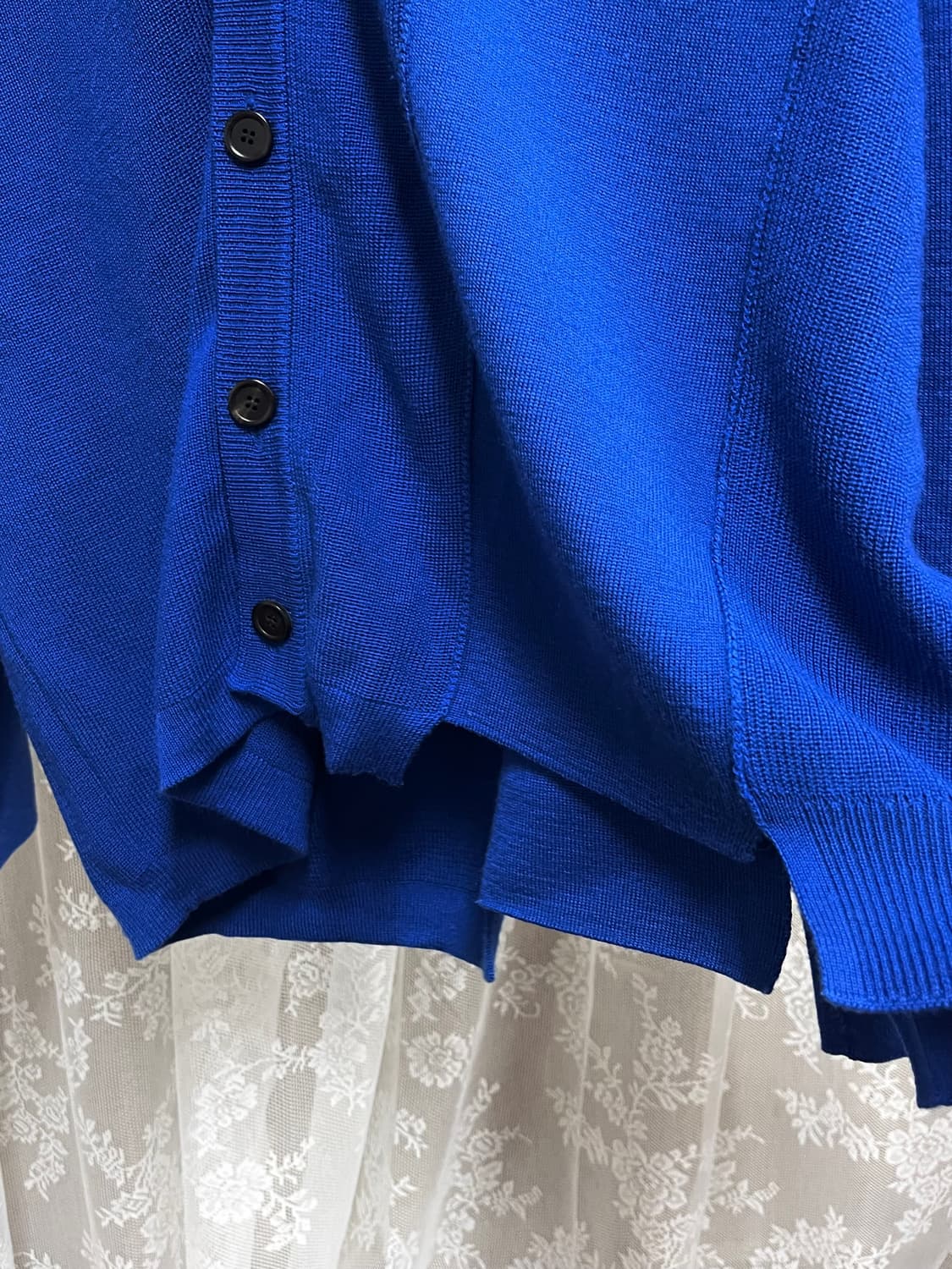 48) 솔리드옴므 19ss 브이넥 가디건 블루 상품이미지3