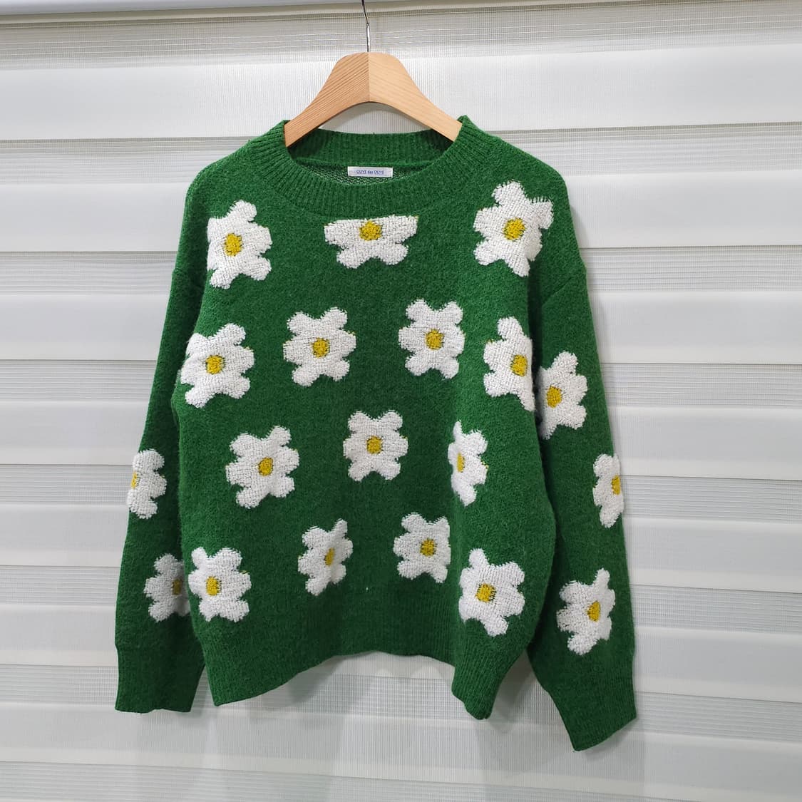 OLIVE des OLIVE 플라워 자수니트- 우먼프리 상품이미지1