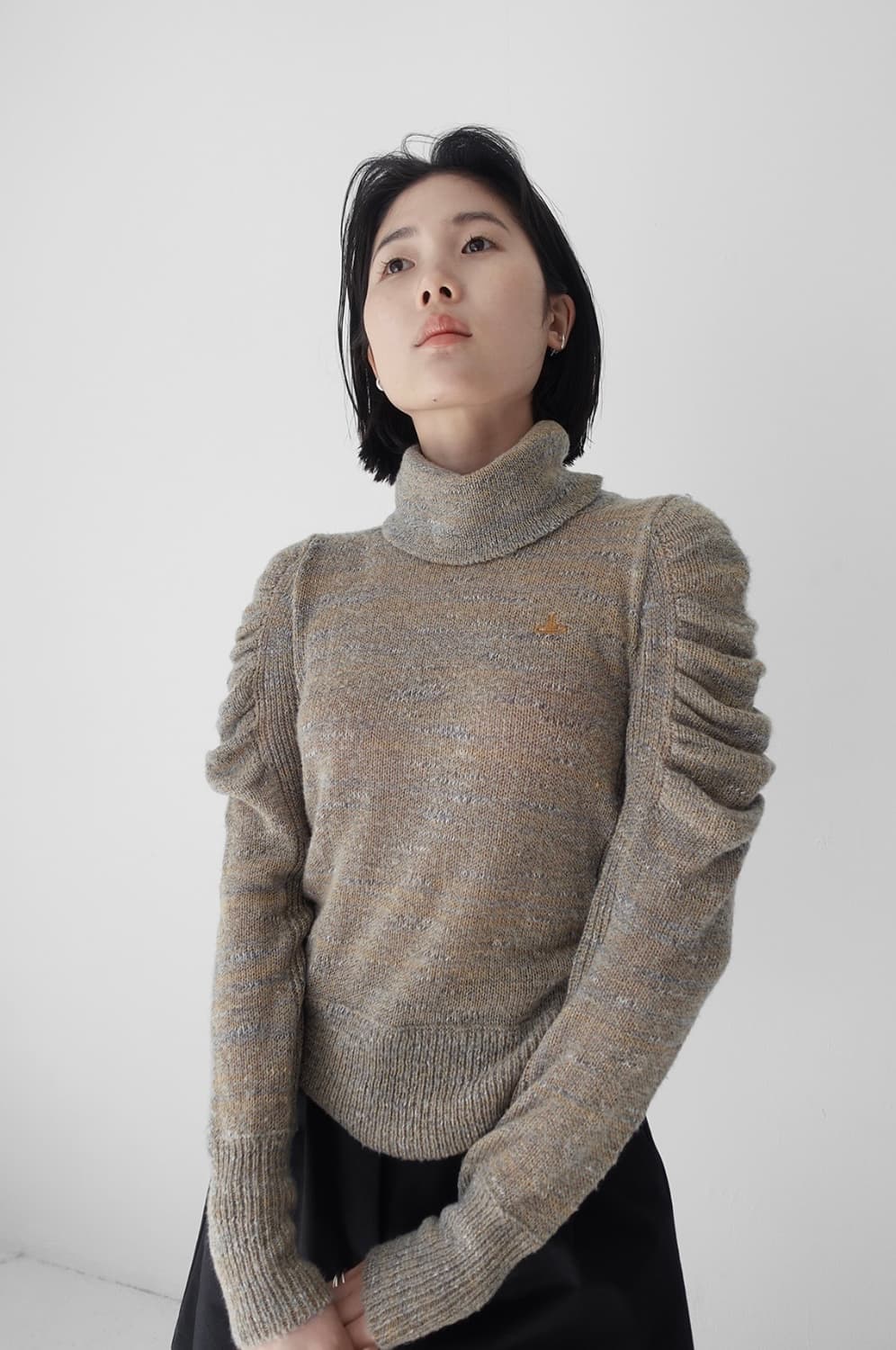 high necked shirring knit 상품이미지1