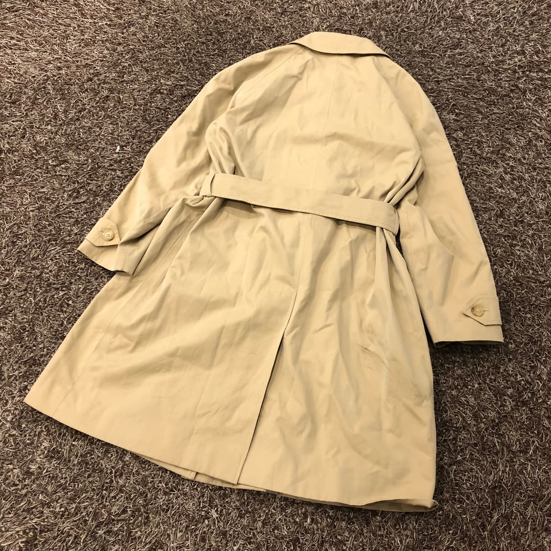 버버리 베이지 트렌치코트 상품이미지4