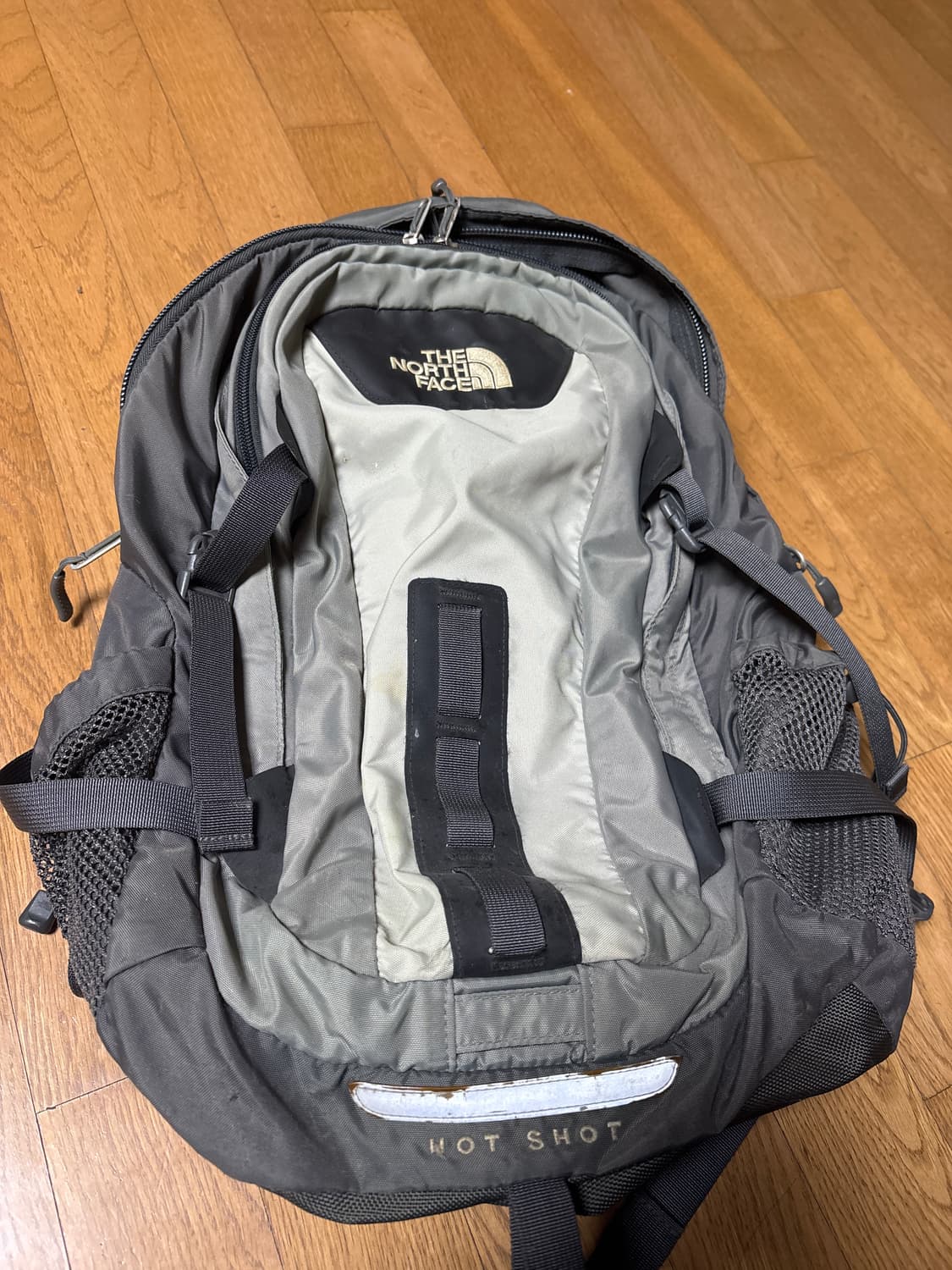 노스페이스 핫샷 가방 상품이미지1