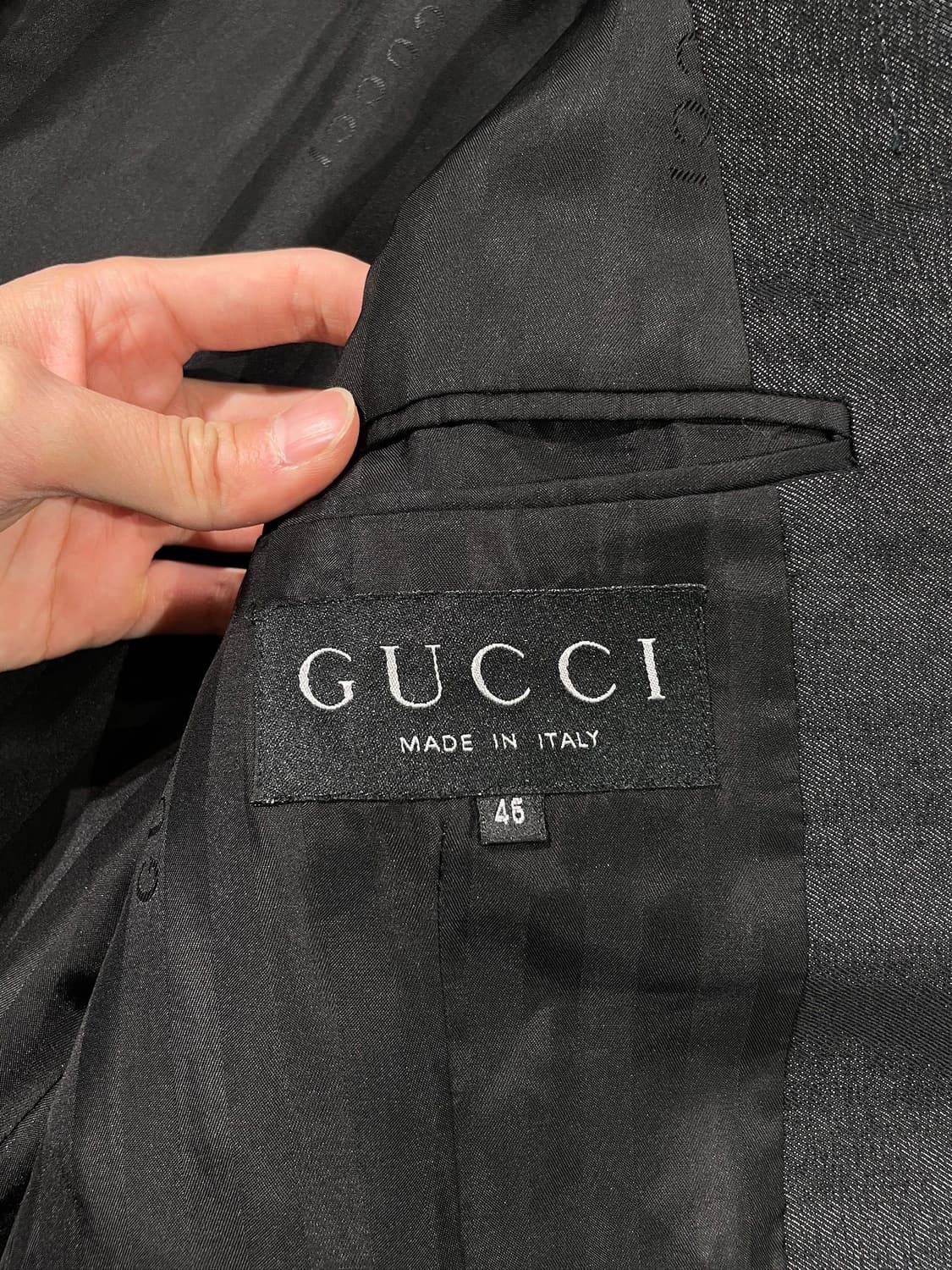 구찌 블랙 클래식 울 혼방 2B 블레이저 상품이미지7