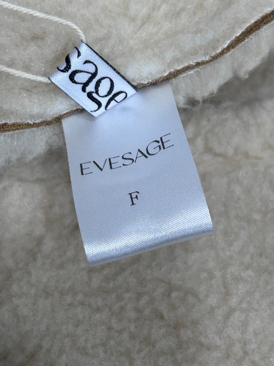 이브세이지 스웨이드 하프 무스탕 베이지 상품이미지9