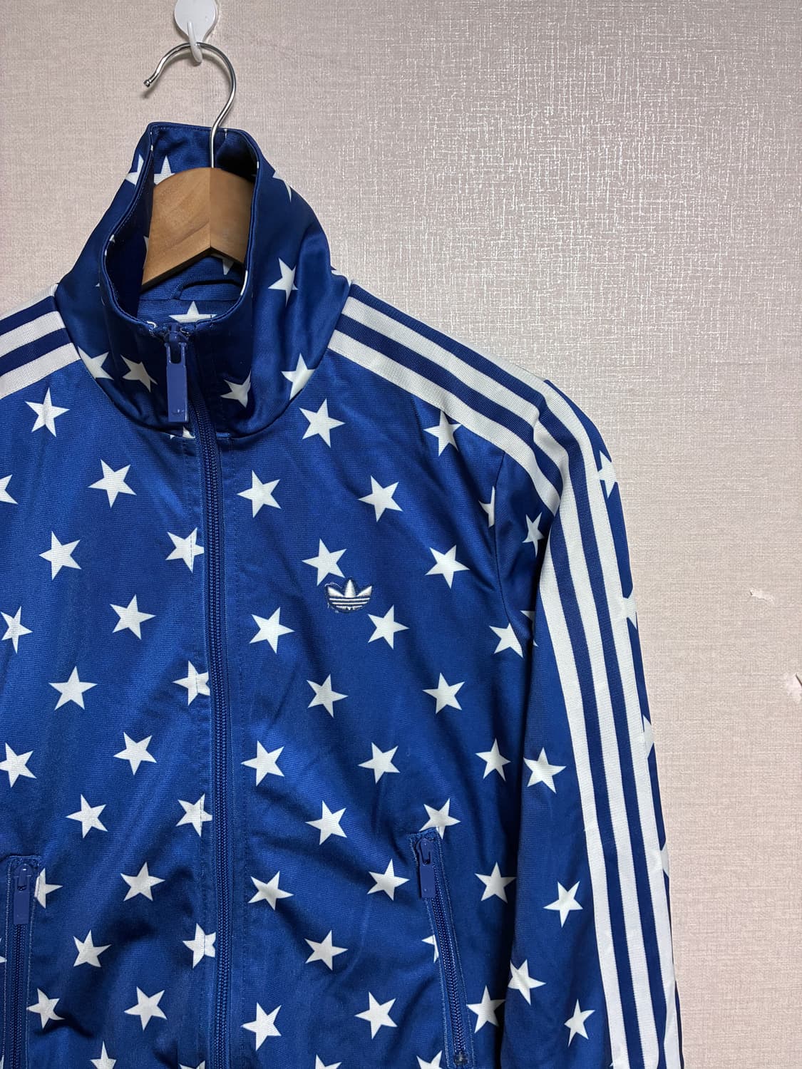 빈티지 아디다스 S GRAPHIC TT 한정판 져지 XS 상품이미지1