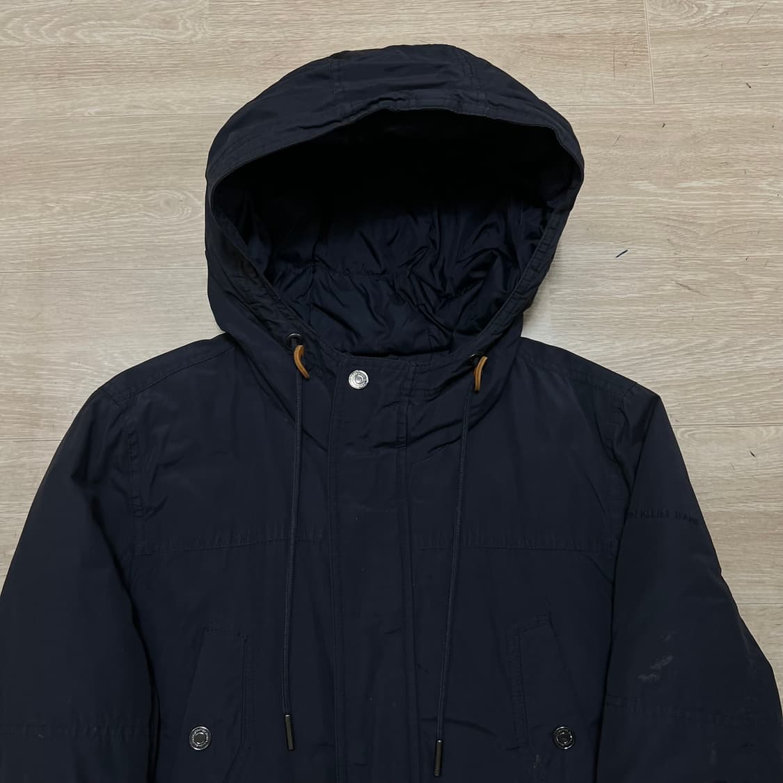 캘빈클라인 진스 여성 후드 야상 미디엄 패딩 점퍼 [네이비] L/100 상품이미지2