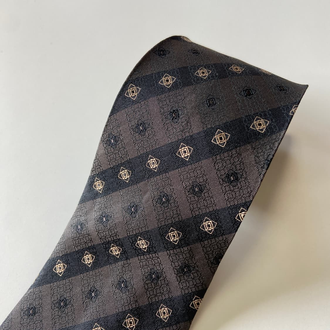 YSL 입생로랑 명품 정품 넥타이8.2cm 상품이미지5