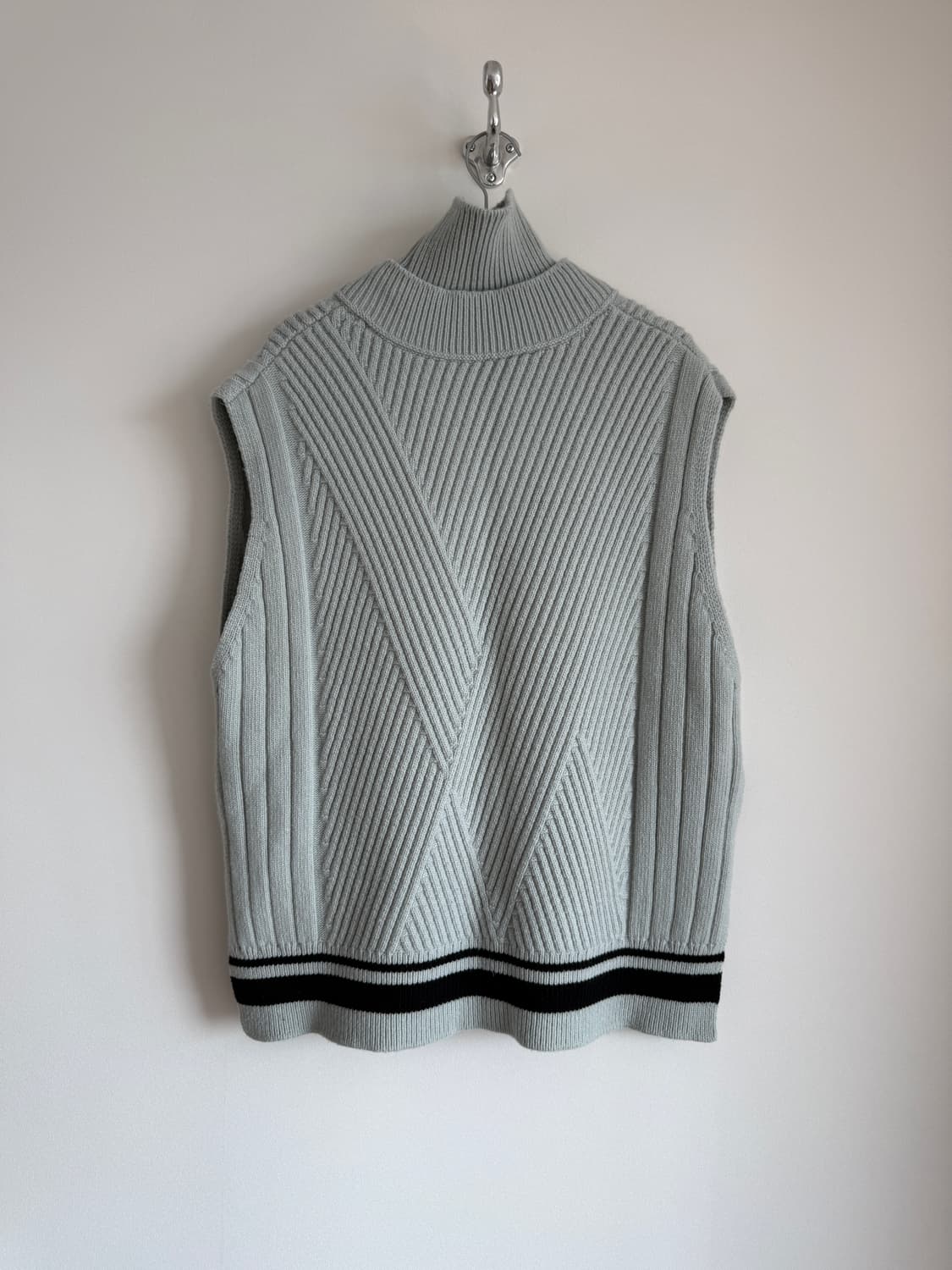 더 일마(the lima) 슬리브리스 니트 베스트 상품이미지4