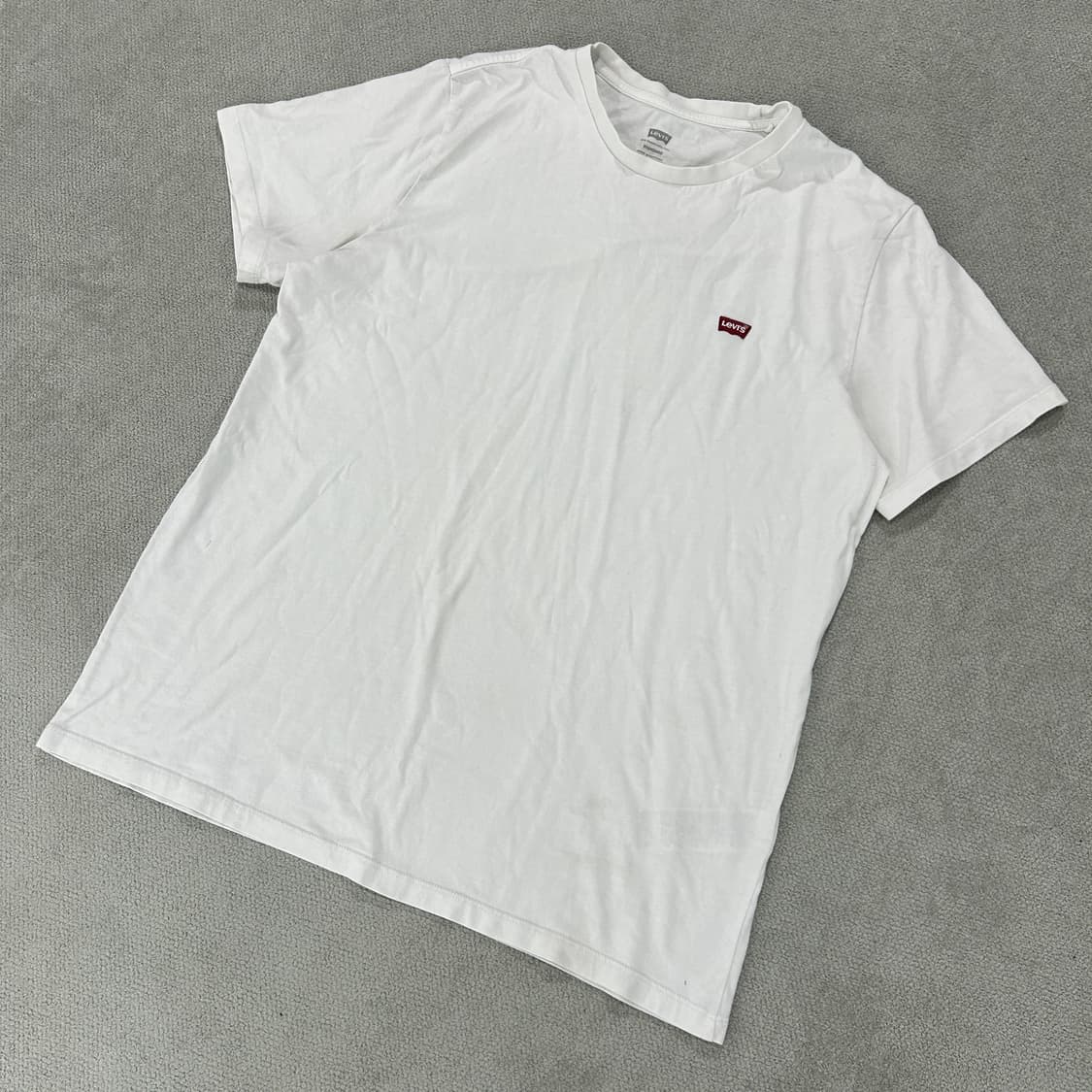 리바이스 흰색 반팔 티셔츠 m 상품이미지1