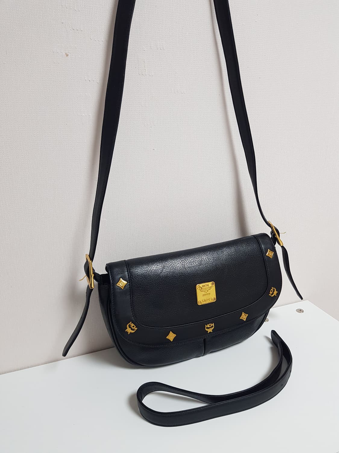 MCM 크로스 겸 숄더백 ㅡ 정품 상품이미지2