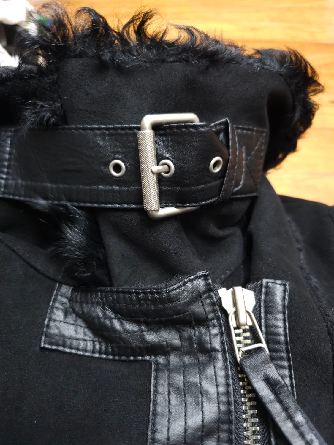 it MICHAA 잇미샤 블랙 양털 무스탕 코트 상품이미지7