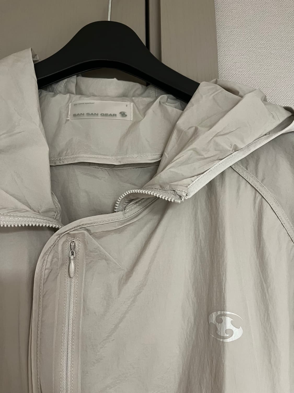 산산기어 바람막이 / 사이즈 2 / 실착 1회 상품이미지2