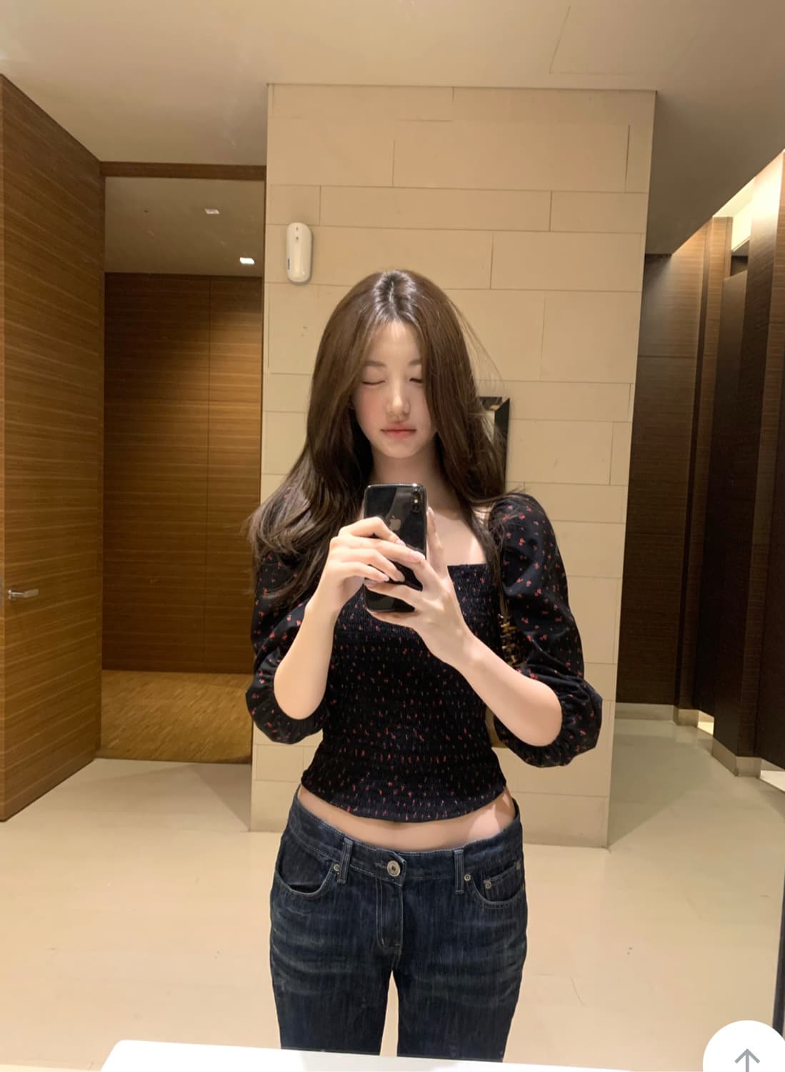 제니오 로지 스퀘어 시즌스 블라우스 블랙 S사이즈 상품이미지1